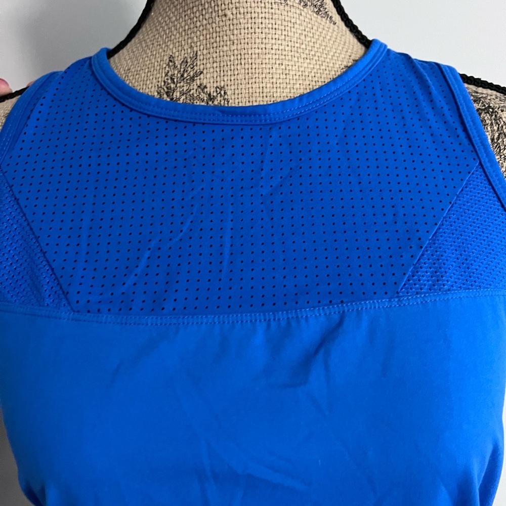 Avia Women's Blue and Black Shorts with sleeveless tank - Picture 2 of 5